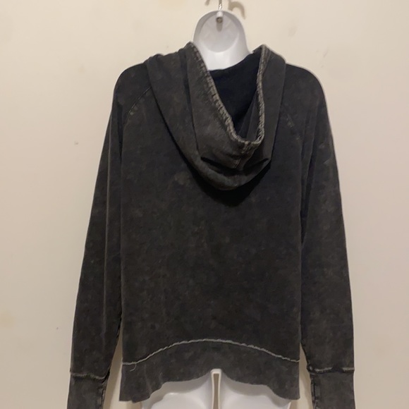 P.J Salvage Acid Wash Zip Up Hoodie Size Medium - Picture 7 of 11